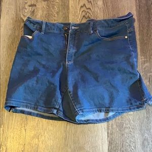 Women’s Shorts